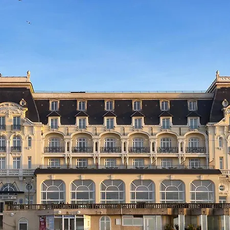 Petit Souplex Dans L'hypercentre De 80 M De La A Pied Apartamento Cabourg