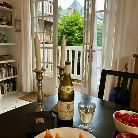 Petit Souplex Dans L'hypercentre De 80 M De La A Pied Apartment Cabourg