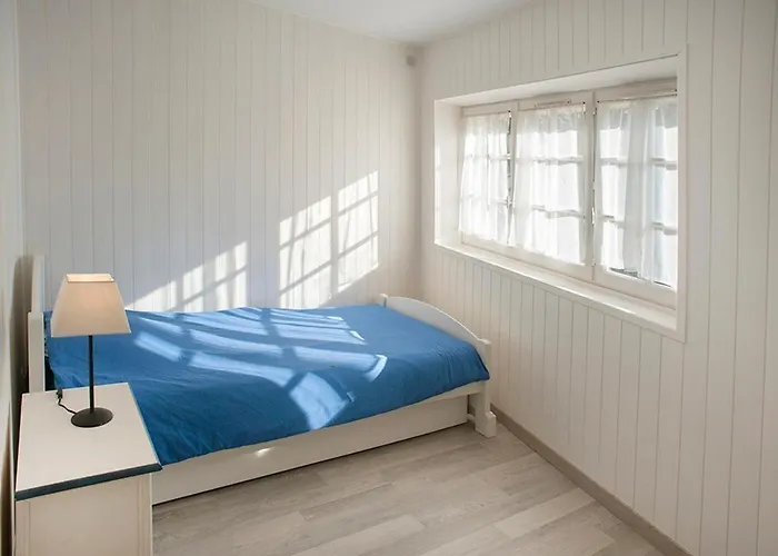 Petit Souplex Dans L'hypercentre De 80 M De La A Pied *