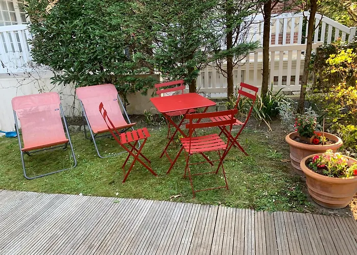 Petit Souplex Dans L'hypercentre De 80 M De La A Pied